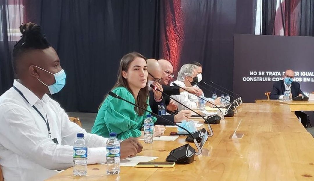 Encuentro Los desafíos de la democracia Encuentro Los desafíos de la democracia