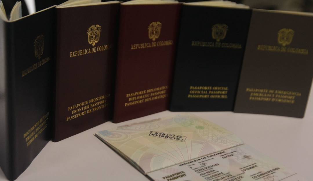 Pasaporte colombiano - Colprensa Pasaporte colombiano - Colprensa