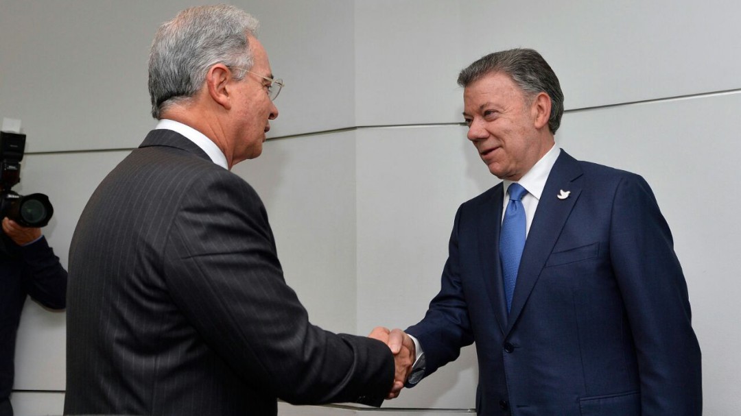 Diferentes actores políticos reaccionan a carta de Santos a Uribe