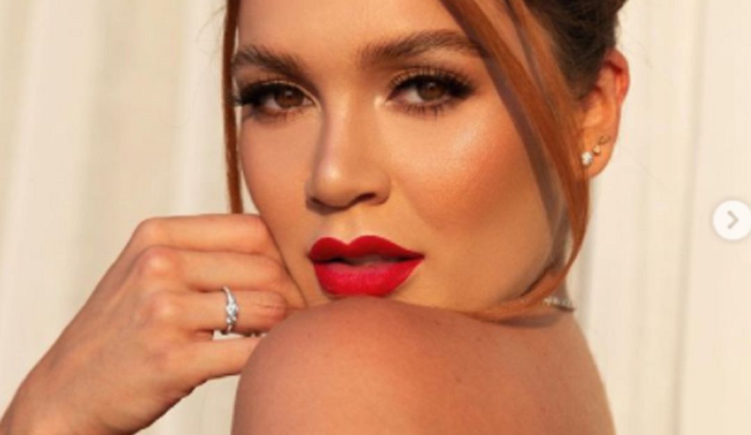 Como toda una diosa, así brilló Lina Tejeiro en vestido rojo Como toda una diosa, así brilló Lina Tejeiro en vestido rojo