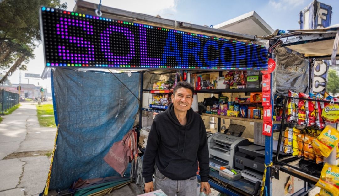Miguel Patiño y su emprendimiento de Solar Copias Miguel Patiño y su emprendimiento de Solar Copias