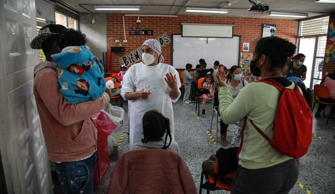 Por aumento de casos COVID el sistema de salud se podría saturar: expertos Por aumento de casos COVID el sistema de salud se podría saturar: expertos