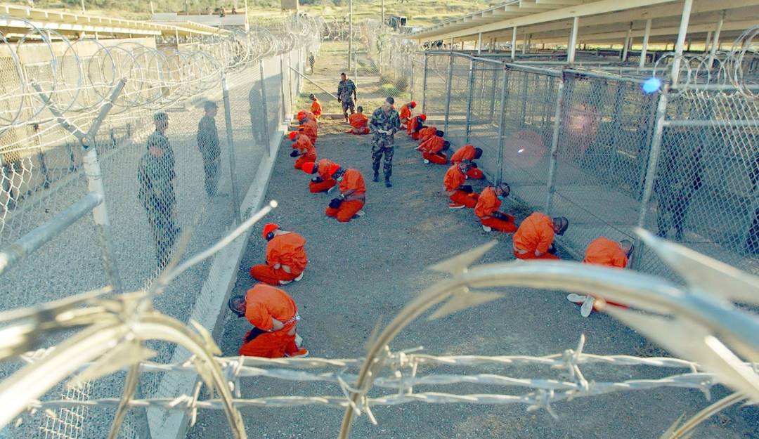 Detenidos en la cárcel de Guantánamo, en Cuba. Foto: Getty Detenidos en la cárcel de Guantánamo, en Cuba. Foto: Getty