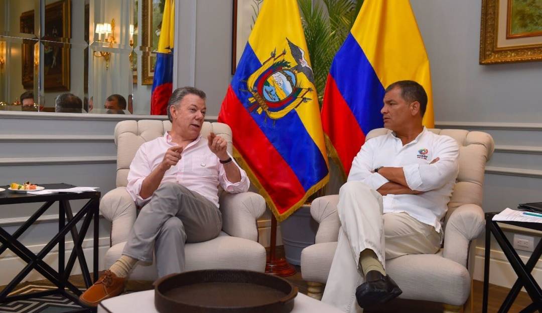 Los expresidentes de Colombia y Ecuador, Juan Manuel Santos (izq) y Rafael Correa (der). Foto: Getty Los expresidentes de Colombia y Ecuador, Juan Manuel Santos (izq) y Rafael Correa (der). Foto: Getty