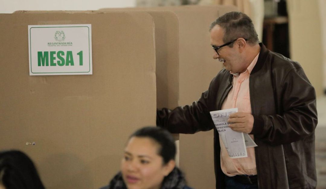 Registraduría confirma la restricción para votar de Rodrigo Londoño Registraduría confirma la restricción para votar de Rodrigo Londoño