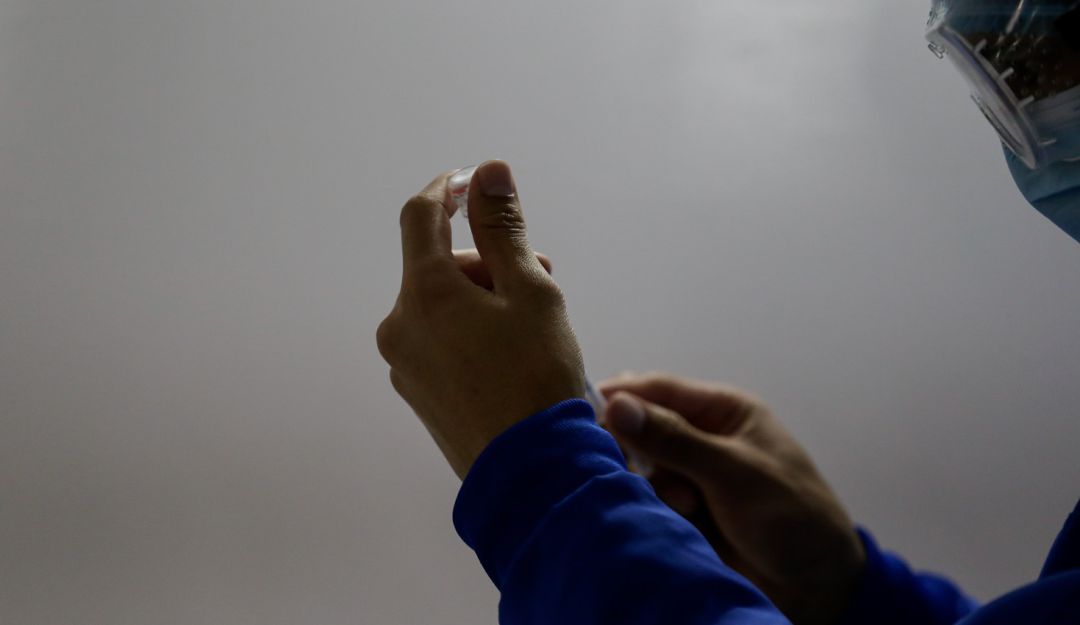 La cuarta ola alcanzó un pico de incidencia de 315 casos por cada 100 mil habitantes en la ciudad La cuarta ola alcanzó un pico de incidencia de 315 casos por cada 100 mil habitantes en la ciudad
