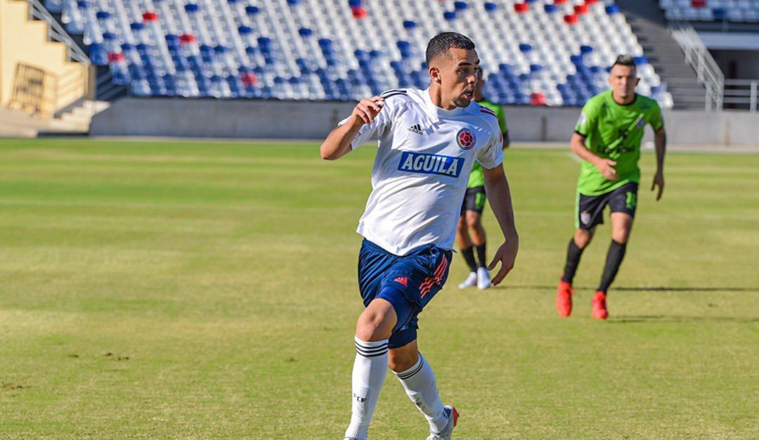 Daniel Giraldo en amistoso con la Selección Colombia ante Real Cartagena Daniel Giraldo en amistoso con la Selección Colombia ante Real Cartagena