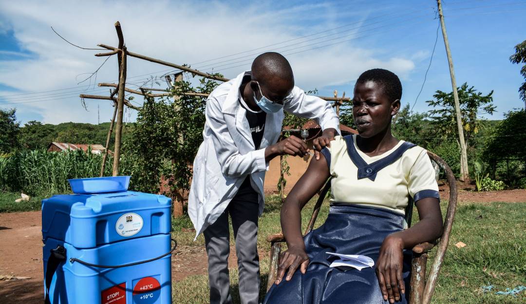 Jornadas de vacunación contra el coronavirus en Kenia. Foto: Getty Jornadas de vacunación contra el coronavirus en Kenia. Foto: Getty