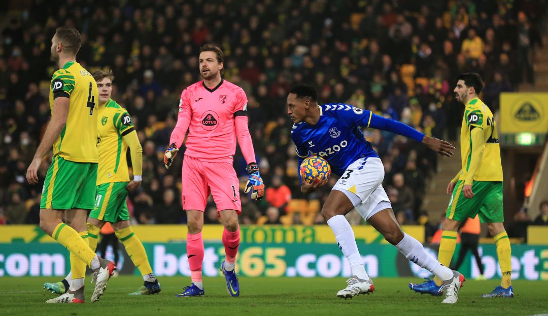 Yerry Mina en su regreso a las canchas con el Everton. Yerry Mina en su regreso a las canchas con el Everton.