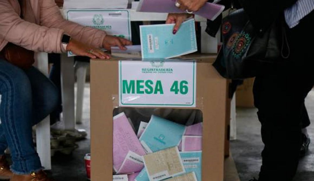 Urna de elecciones Urna de elecciones