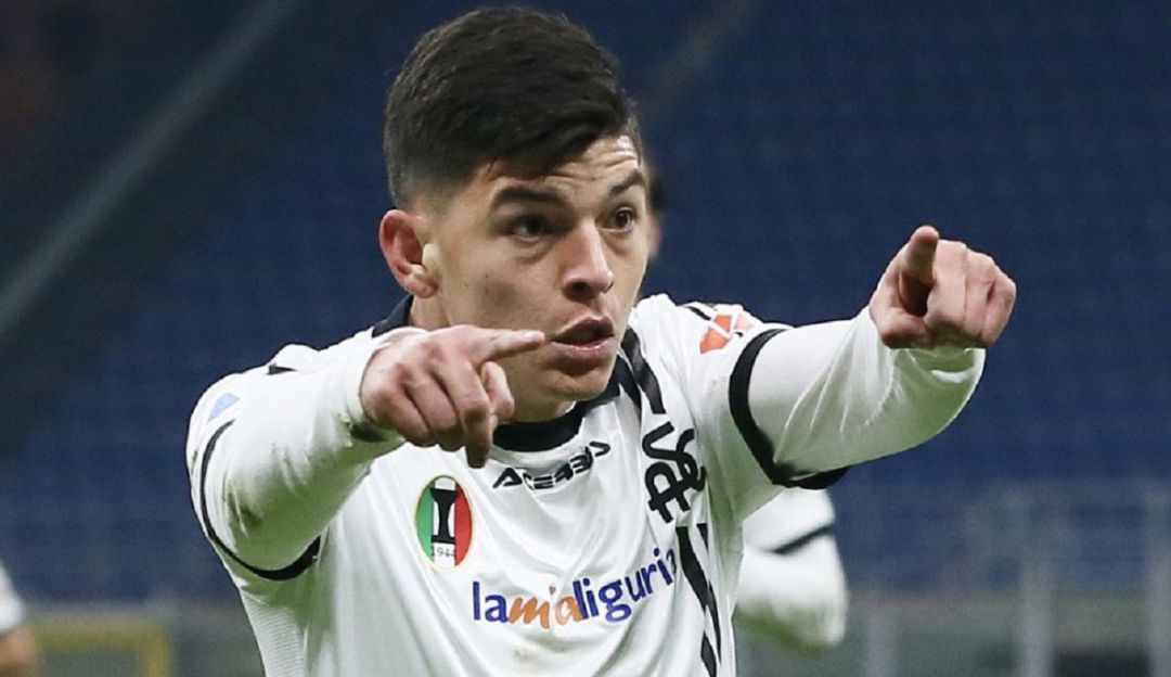 Kevin Agudelo festeja su primer gol en la Serie A 2021-2022. Kevin Agudelo festeja su primer gol en la Serie A 2021-2022.