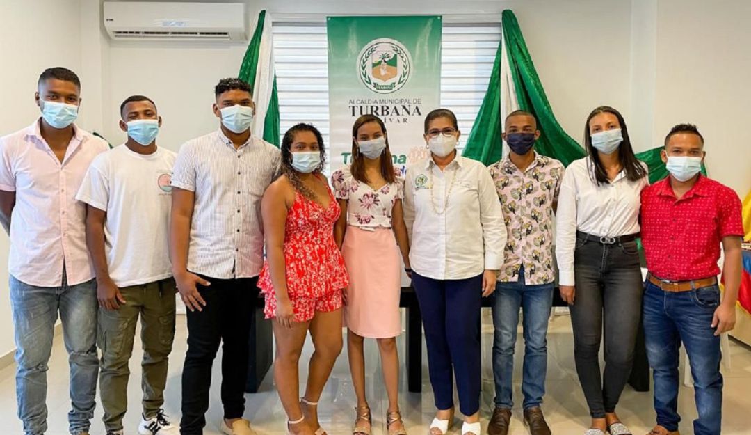 Los consejeros de juventud tienen entre 14 y 28 años de edad. La ceremonia de posesión fue en el palacio municipal Los consejeros de juventud tienen entre 14 y 28 años de edad. La ceremonia de posesión fue en el palacio municipal