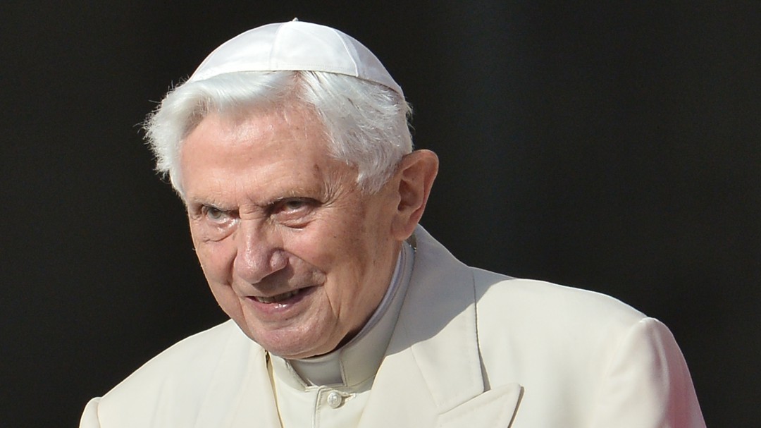 Benedicto XVI señalado de inacción en cuatro casos de pederastia