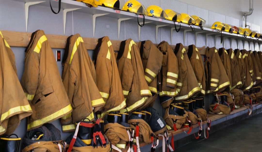 Bomberos. Bomberos.