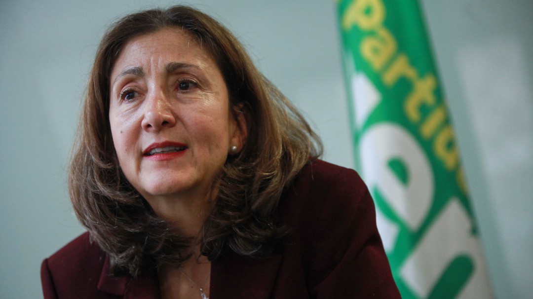 Ingrid Betancourt saldría de Centro Esperanza por apoyo de 'maquinarias'