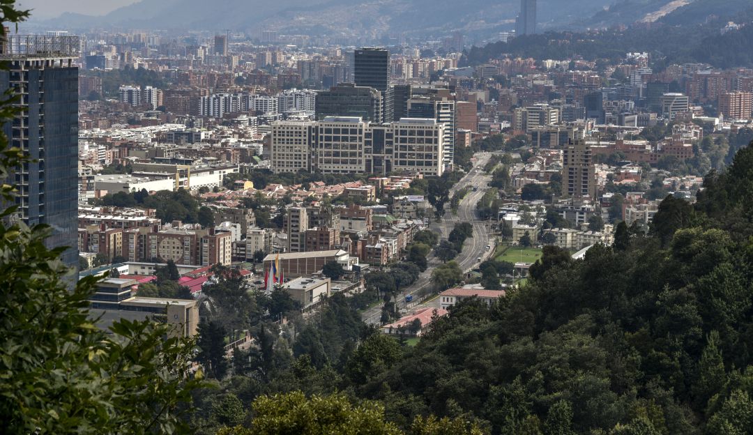 Bogotá se une al reto de reducir su huella de carbono Bogotá se une al reto de reducir su huella de carbono