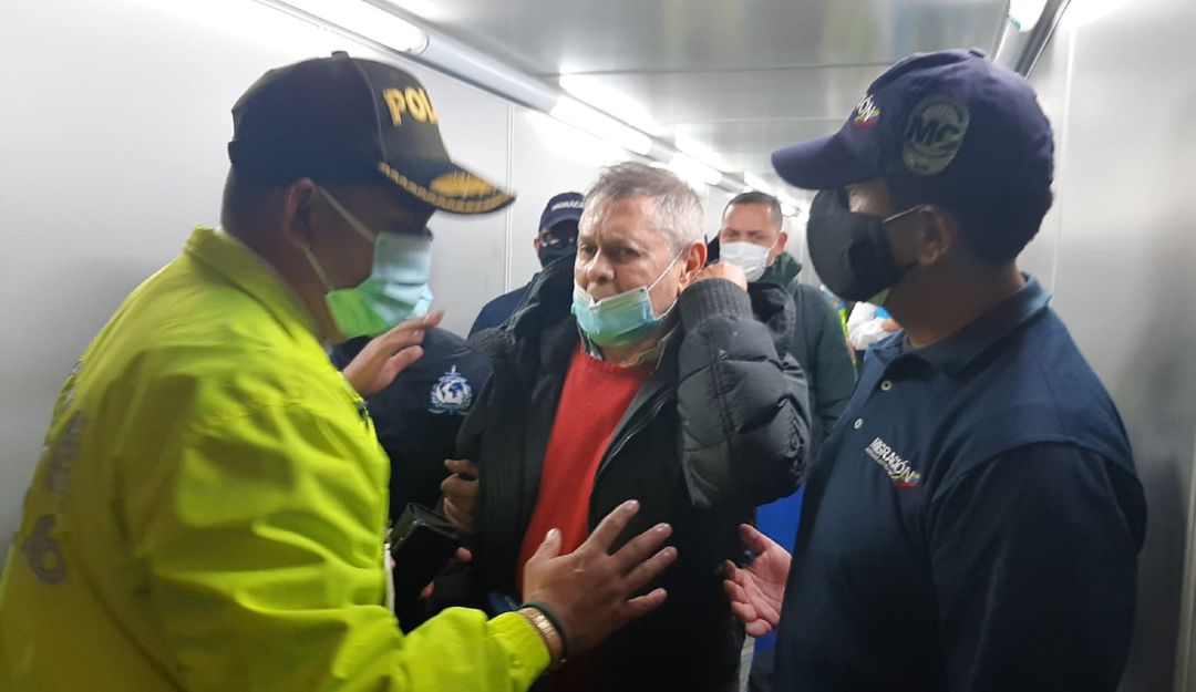 Carlos Mattos tras ser extraditado de España a Colombia Carlos Mattos tras ser extraditado de España a Colombia