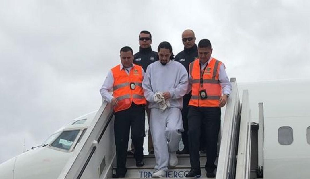 David Murcia llego deportado de los Estados Unidos para que termine de cumplir su condena en Colombia. David Murcia llego deportado de los Estados Unidos para que termine de cumplir su condena en Colombia.