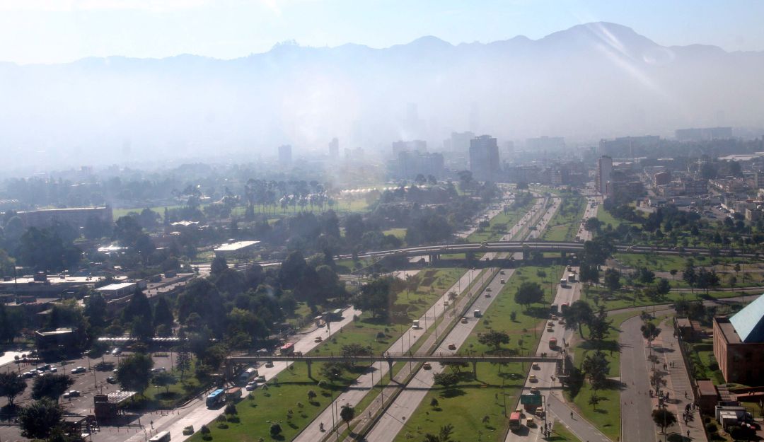 Contaminación en Bogotá por mala calidad del aire Contaminación en Bogotá por mala calidad del aire