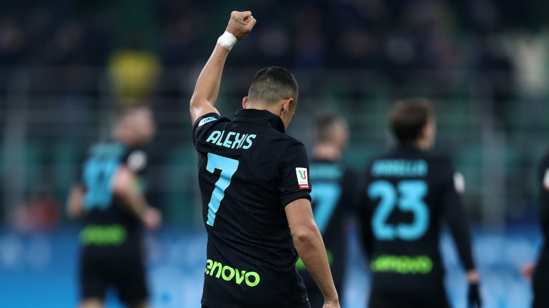 Video: El golazo de Alexis que clasificó al Inter a una semifinal
