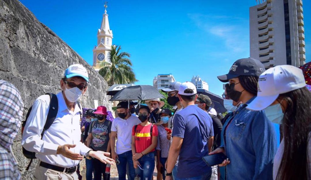 La actividad está dirigida a estudiantes de la Facultad de Ingeniería de la Universidad de Cartagena La actividad está dirigida a estudiantes de la Facultad de Ingeniería de la Universidad de Cartagena