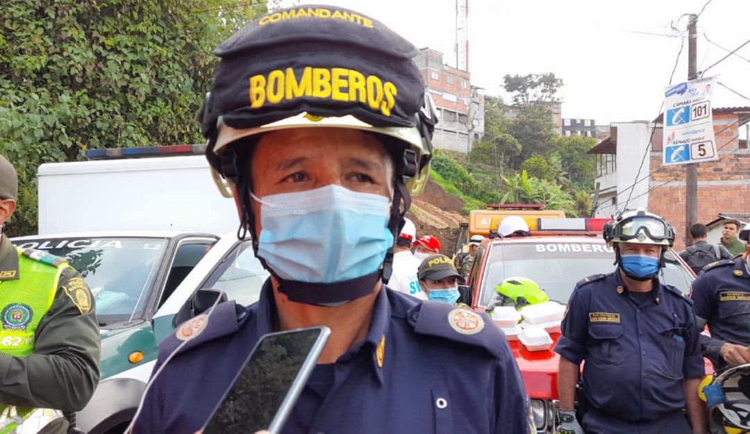 Comandante del Cuerpo Oficial de Bomberos de Manizales, Tte. Jorge Iván Quintero Comandante del Cuerpo Oficial de Bomberos de Manizales, Tte. Jorge Iván Quintero