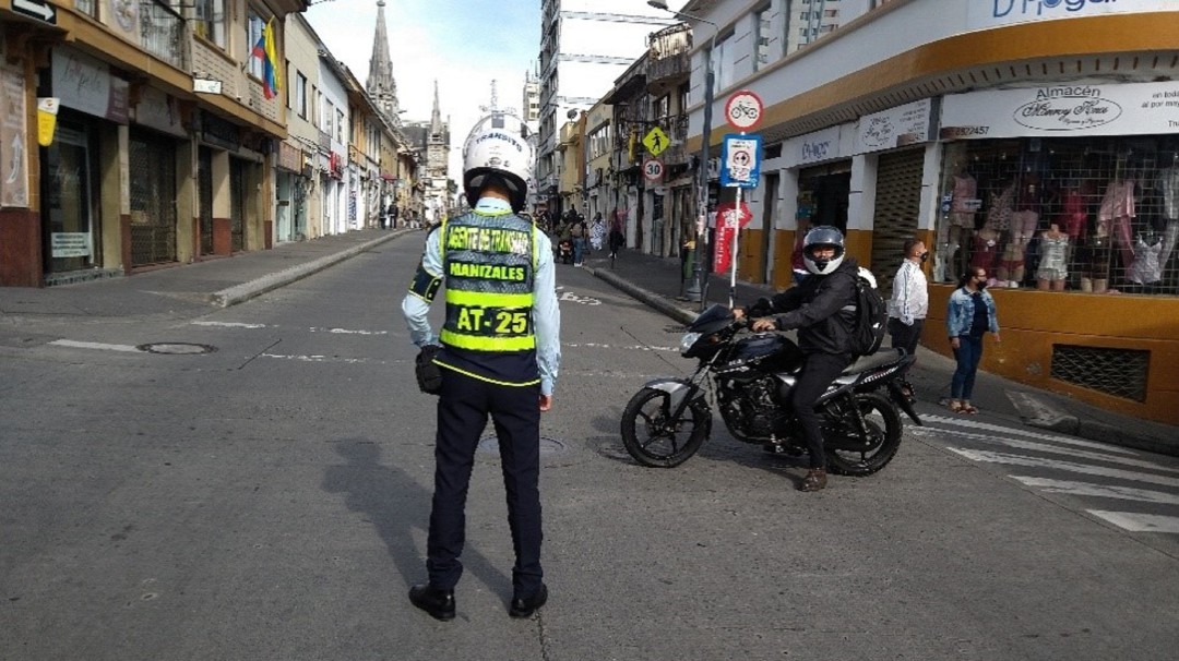 Intensifican operativos de control ante malas prácticas de conductores