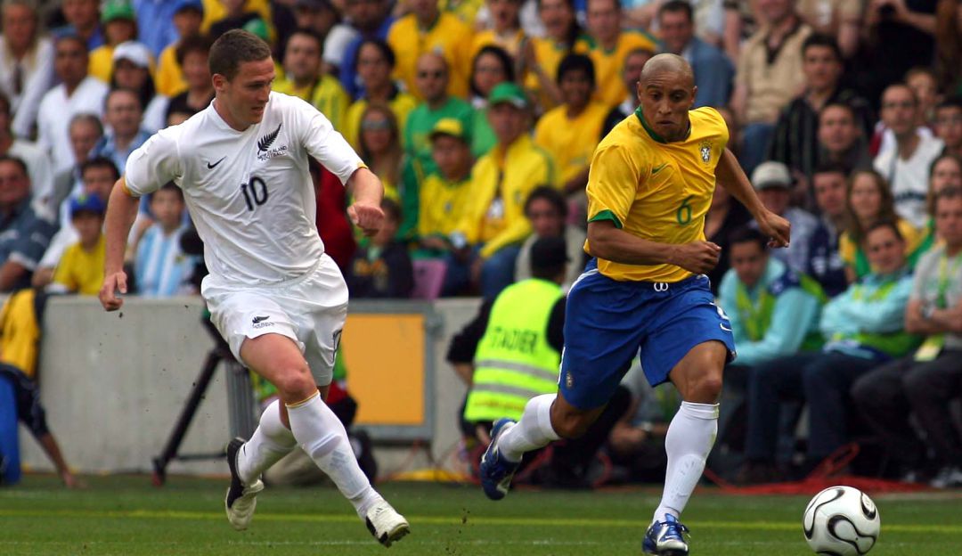 Roberto Carlos con la selección brasileña. Roberto Carlos con la selección brasileña.
