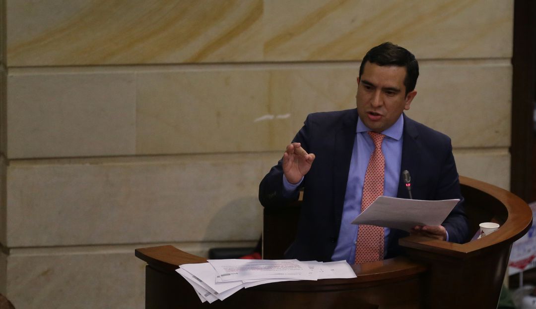 Edward Rodríguez, del Centro Democrático, anunció su apoyo a Fico Gutiérrez Edward Rodríguez, del Centro Democrático, anunció su apoyo a Fico Gutiérrez