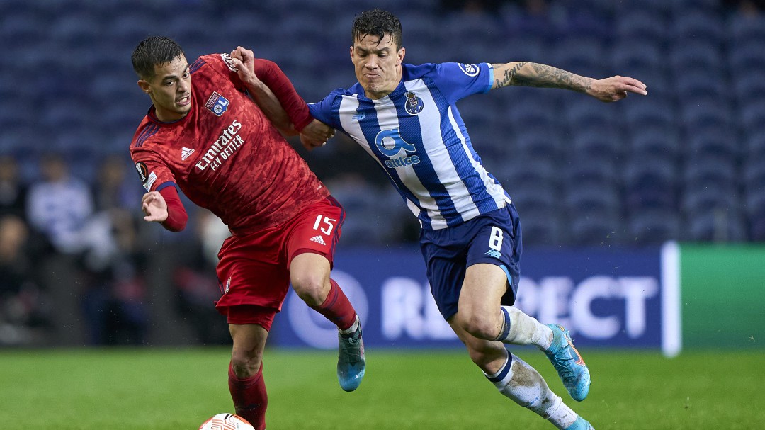 Con Uribe los 90 minutos, Porto cayó en casa ante el Lyon en Europa League