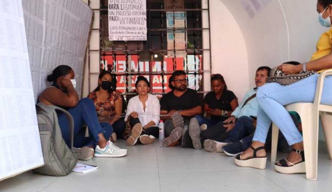 Aspirantes a las Curules de paz en Protesta. Aspirantes a las Curules de paz en Protesta.