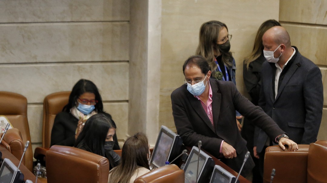 Colombia concluye tercera ronda de cobertura cambiarias