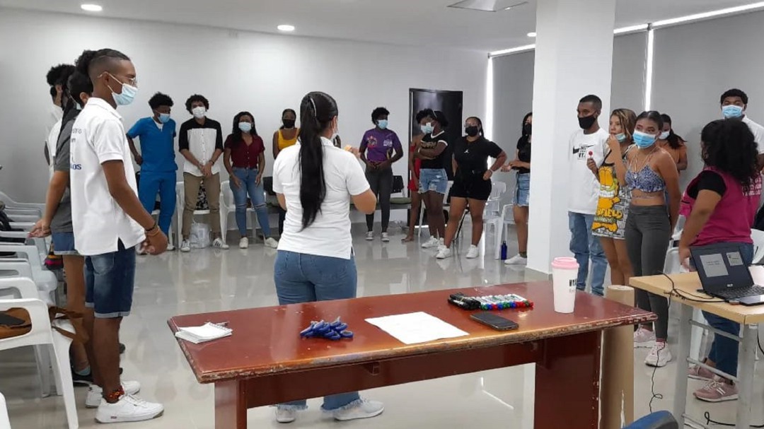 Jóvenes en Cartagena formulan propuestas por la paz