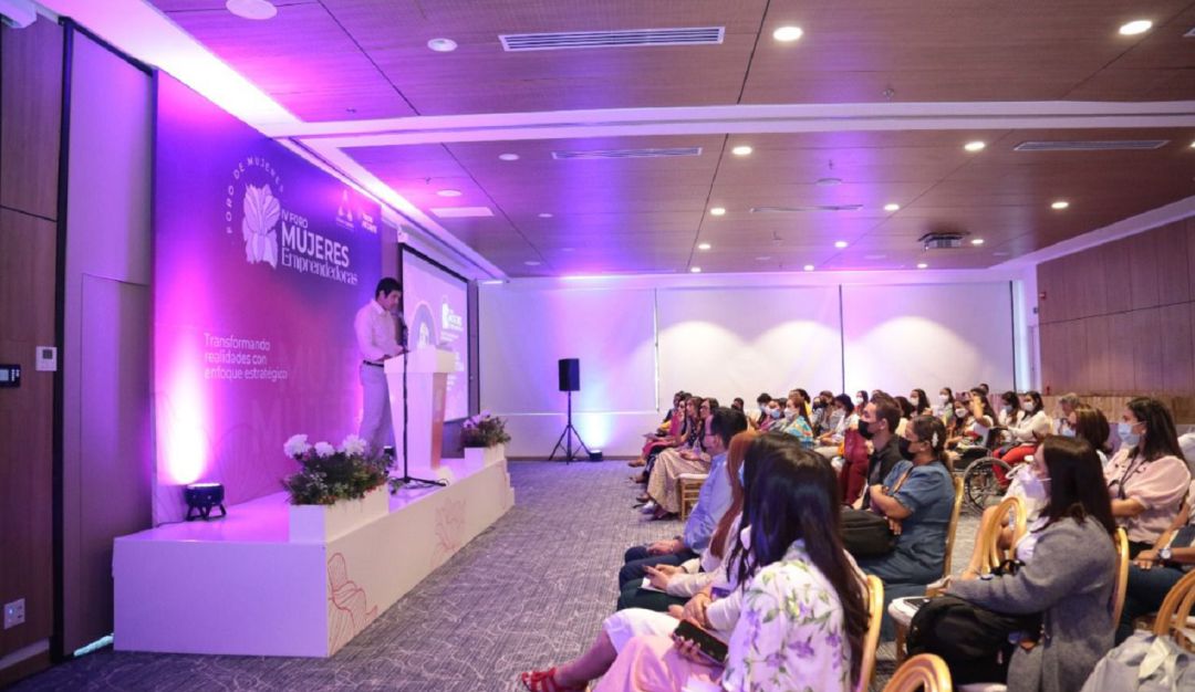 El propósito es empoderar a las empresarias y comerciantes para que compartan experiencias de éxito empresarial El propósito es empoderar a las empresarias y comerciantes para que compartan experiencias de éxito empresarial