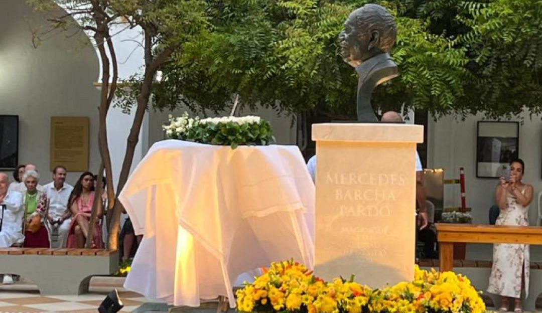 Hoy, los dos reposan en la paz, en la historia y en el calor de hogar que representó para la pareja la ciudad de Cartagena y el Claustro de la Merced. Hoy, los dos reposan en la paz, en la historia y en el calor de hogar que representó para la pareja la ciudad de Cartagena y el Claustro de la Merced.