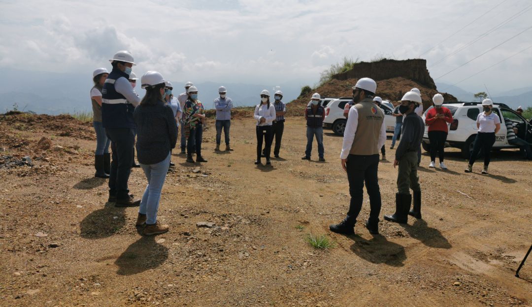 Visita de Contraloría y veedores a Aerocafé Visita de Contraloría y veedores a Aerocafé