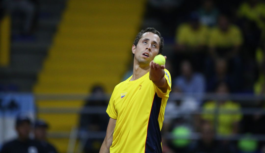 Daniel Galán, raqueta masculina número uno de Colombia, en su confrontación frente a Argentina. Daniel Galán, raqueta masculina número uno de Colombia, en su confrontación frente a Argentina.