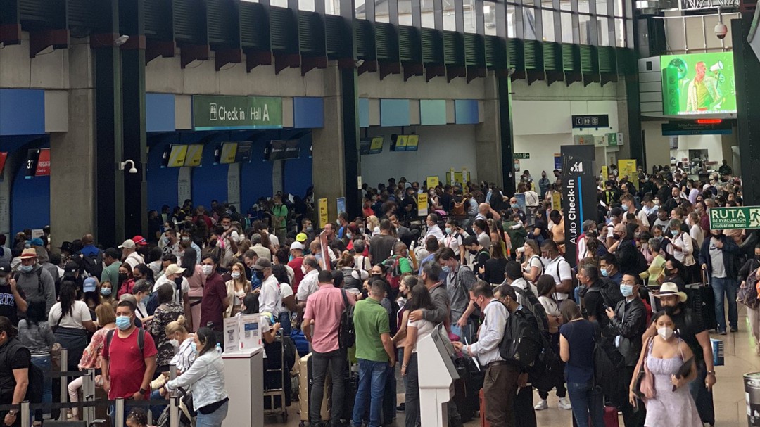 Pasajeros que no viajan en LATAM: los más afectados por cancelación de vuelos