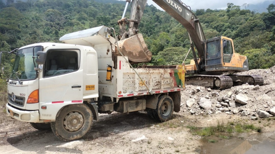 Poco a poco se supera emergencia vial en Ibagué