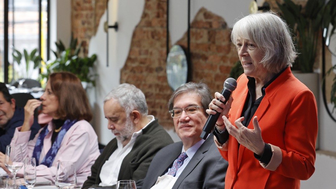 "En Bogotá establecimos la redacción más importante de EFE fuera de España"