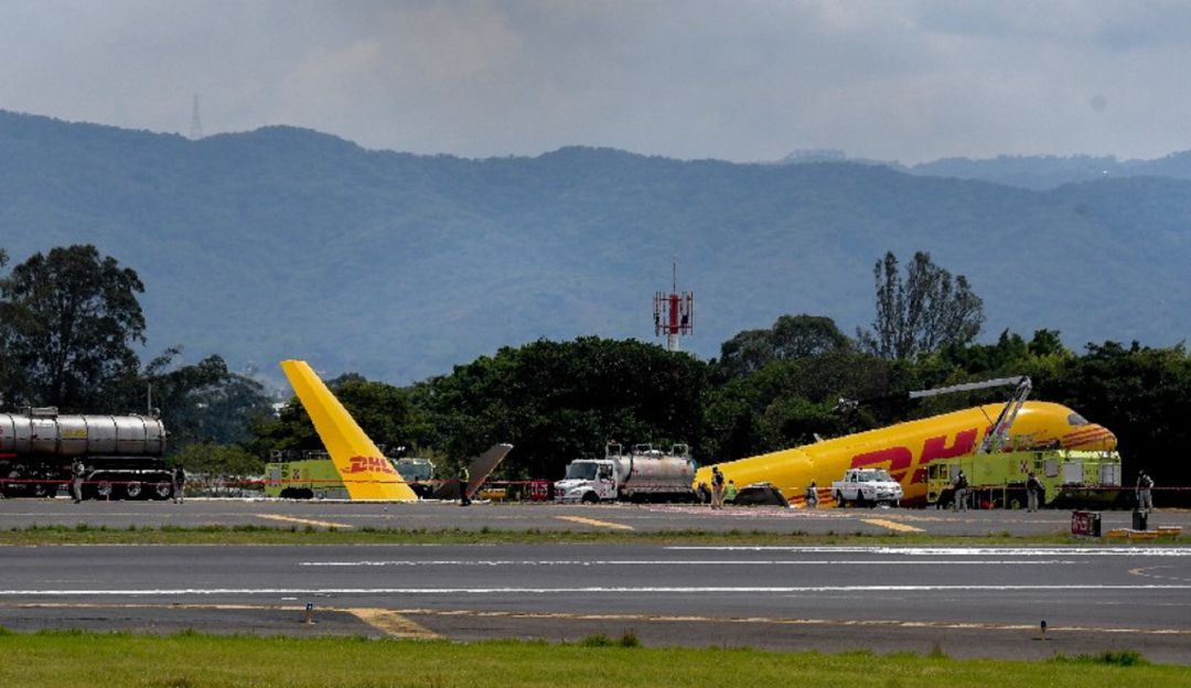 Se partió en dos avión de carga de DHL en Costa Rica Se partió en dos avión de carga de DHL en Costa Rica