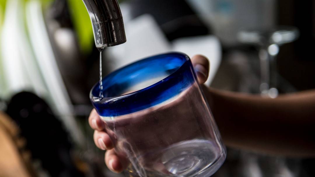 Santiago de Chile lanza plan de racionamiento de agua