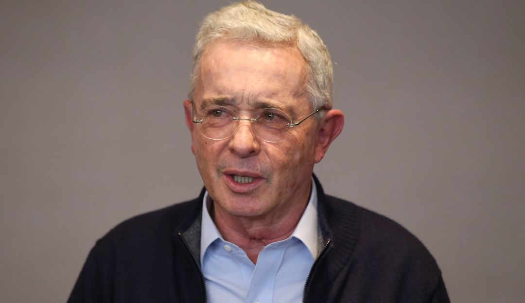 Expresidente Álvaro Uribe Vélez Expresidente Álvaro Uribe Vélez