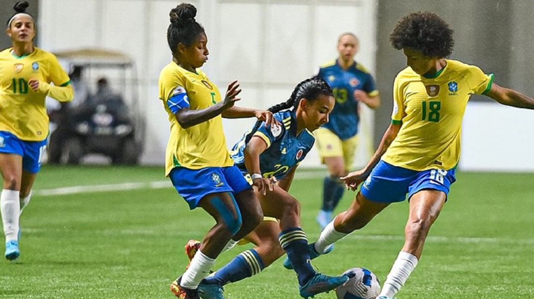 Colombia cae ante Brasil en el estreno de la fase final del Sudamericano
