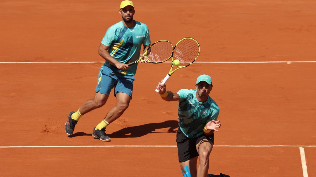 Cabal y Farah debutan con triunfo en el ATP 500 de Barcelona