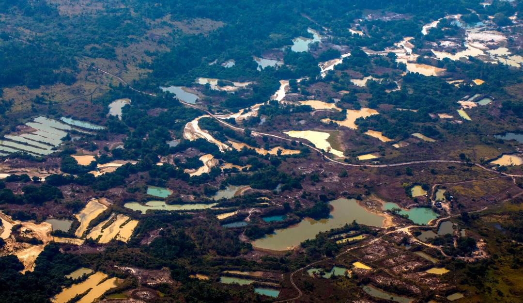 Imágenes aéreas de la destrucción del Amazonas en Brasil para desarrollar minería. Foto: Getty Imágenes aéreas de la destrucción del Amazonas en Brasil para desarrollar minería. Foto: Getty
