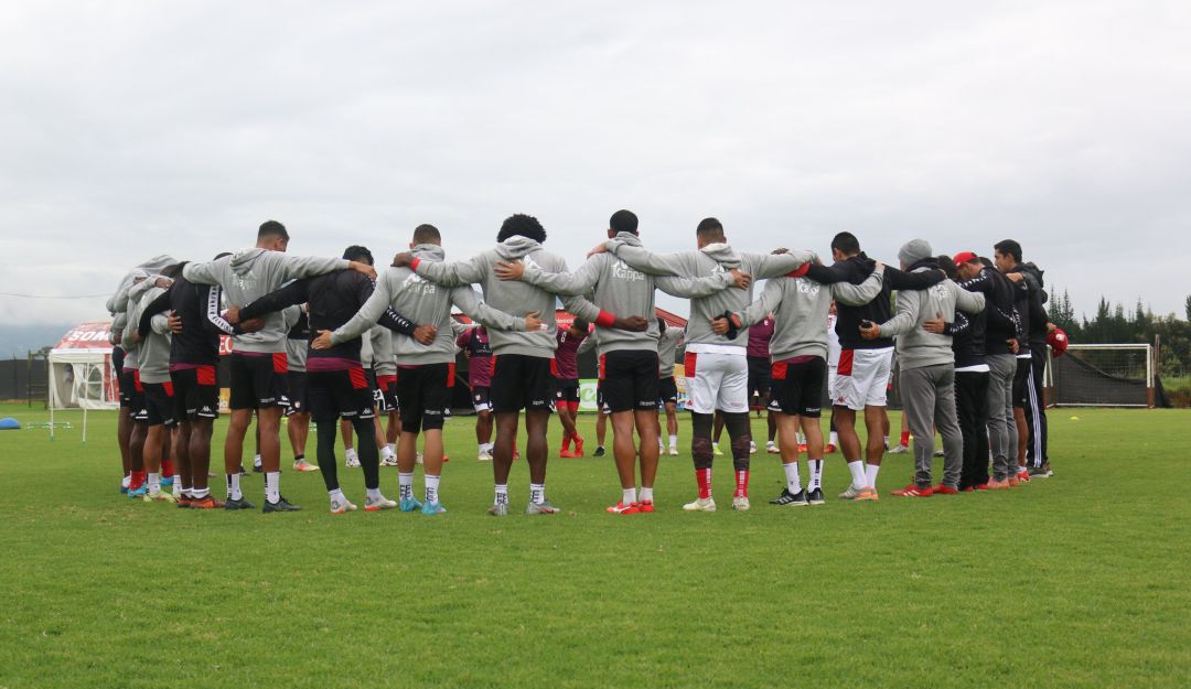 Independiente Santa Fe prepara el clásico ante Millonarios Independiente Santa Fe prepara el clásico ante Millonarios