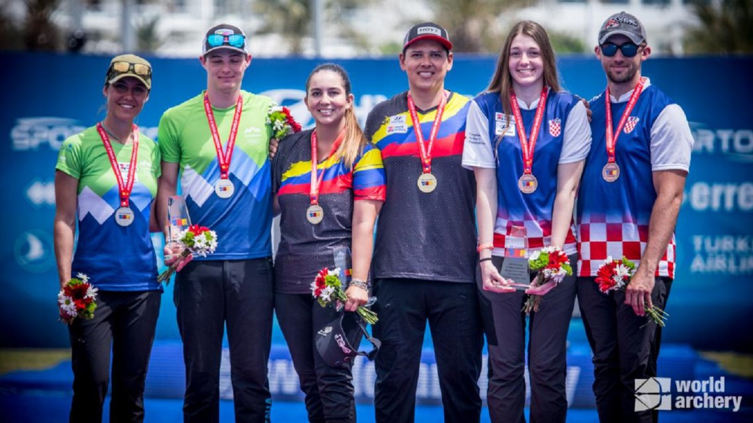 Sara López y Daniel Muñoz, oro en la Copa Mundo de tiro con arco