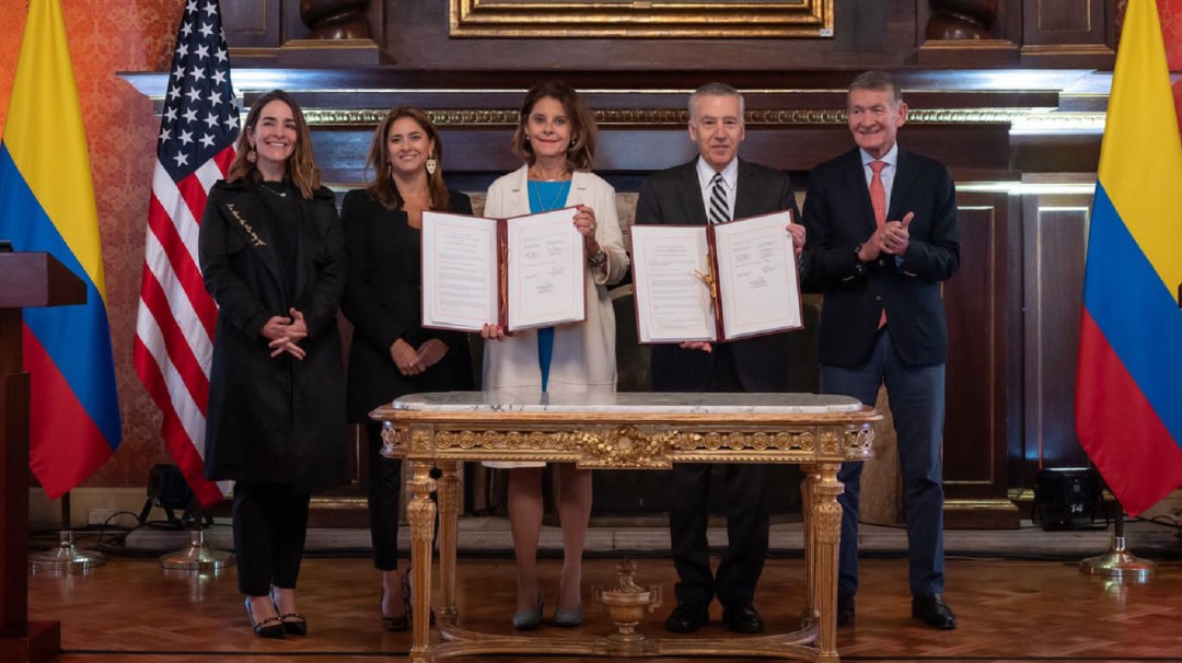 Colombia y EEUU firman Alianza para la protección de Niñas y Niños
