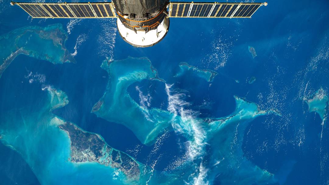 La startup colombiana Platzi lanzará un satélite al espacio